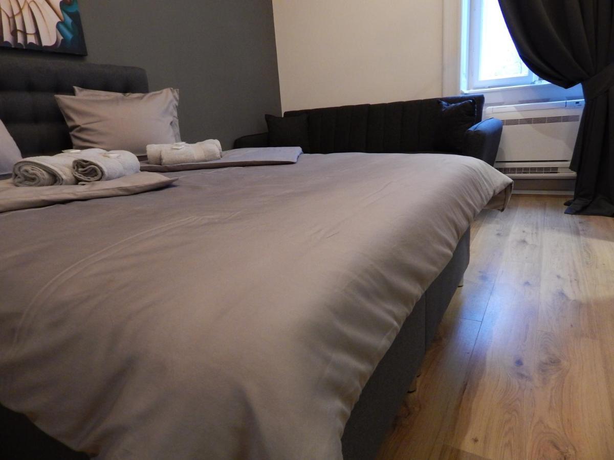 Gold Rooms And Suite Rijeka Luaran gambar